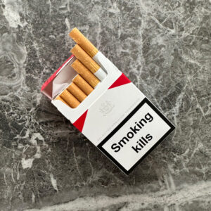 Marlboro Red Swiss Edition Cigarettes